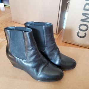 Stuart Weitzman Wedges Booties Black in 7
